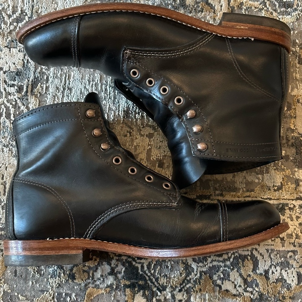 Wolverine 1000 Mile Cap Toe boots in black. Size 9.